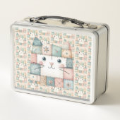 Falsche Patchwork-Pastell-Kitty-Hütte Metall Brotdose (Rückseite)