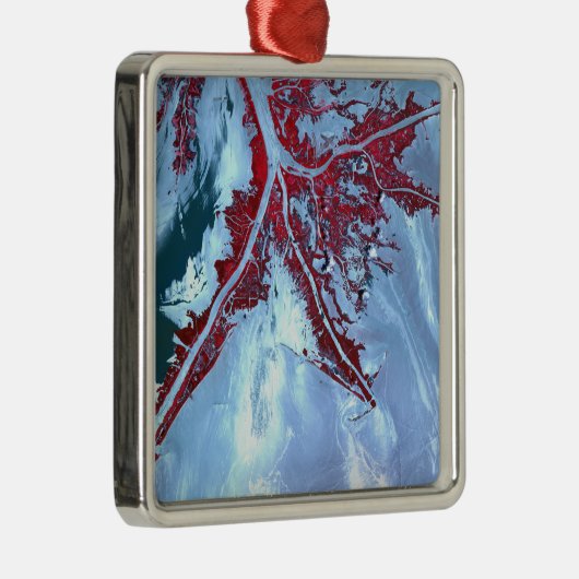 Falscher Farbsatellit Silbernes Ornament (Rechts)