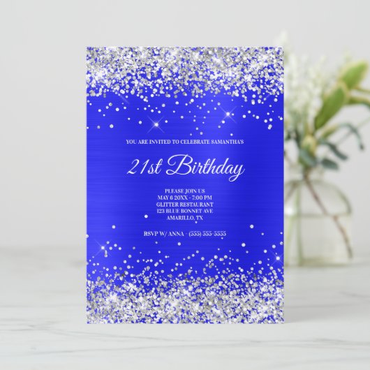 Falscher funkelnder silberner Glitter hellblauer S Einladung (Stehend Vorderseite)