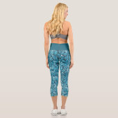 Falsches blauen Sequenzmuster Capri Leggings (Rückseite)