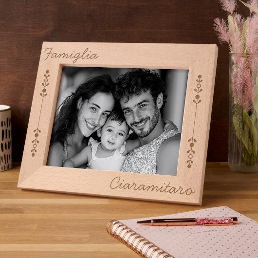Famiglia Personalized Wooden Frame - Family Name Geätzte Rahmen