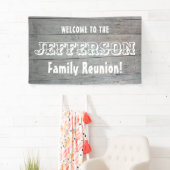 Familiärer Wiedersehen-Empfang mit rustikalem Stal Banner (Insitu)