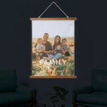 Familiäres Foto Wandteppich Mit Holzrahmen<br><div class="desc">Foto-Keepake-Hängeband</div>