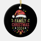 Familie 2024 Weihnachts-Matching Outfits Team Sant Keramik Ornament (Vorne)