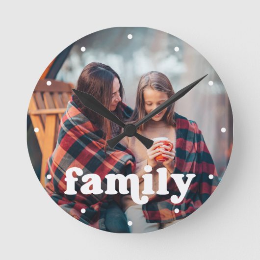 Familie | Boho Text Overlay mit Ihrem Foto Runde Wanduhr (Vorderseite)