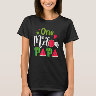 Familie Eins in einem Melon Papa Geburtstagsparty  T-Shirt
