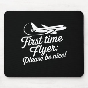 Familie fliegt zum ersten Mal im Flugzeug Kinder f Mousepad