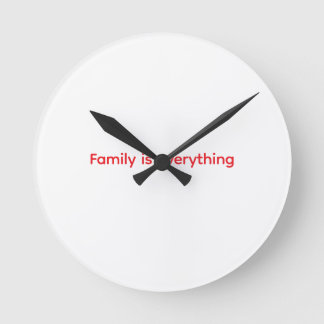 Familie ist alles Wurfkissen Runde Wanduhr