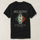 Familie McCarthy Arm Irland Irish Celtic Cross T-Shirt (Design vorne)