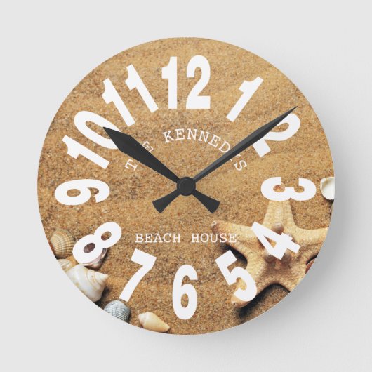 Familie Sand Beach House Runde Wanduhr (Vorderseite)