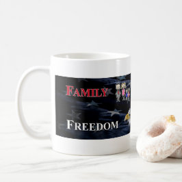 Familie, Schusswaffen, Freiheit und Katzen Tasse
