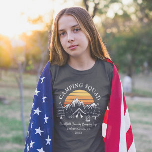 Familien-Camping-Urlaub Individuell abgestimmtes C T-Shirt