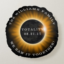 Familien-Gesamtheits-Solareklipse personalisiert Rundes Kissen