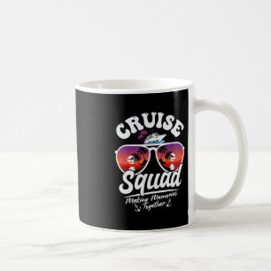 Familien-Gruppen-Matching-Kreuzfahrt-Truppe, die E Kaffeetasse