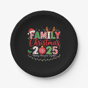 Familien-Weihnachten 2025 Pyjama-Outfit passend Pappteller