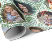 Familienfoto Collage Green Quilt Look 28 Bilder le Geschenkpapier (Rolleneckpunkt)