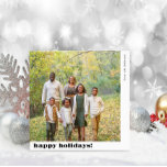 Familienfoto Collage Happy Holidays Feiertagskarte<br><div class="desc">Dieses familiäre Foto vereint die fröhliche Urlaubskarte und ist ideal für einen Urlaub. Das Design besticht durch einen eleganten Schriftart,  um Ihre Veranstaltung zu verschönern.</div>