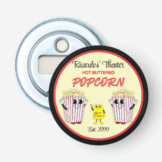 Familienkinosaal mit heißem Butterpopcorn Flaschenöffner