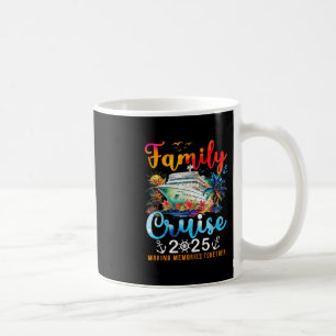 Familienkreuzfahrt 2025 Urlaubsreise Familienpasse Kaffeetasse