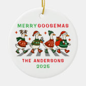 Familienmonogramm Weihnachtsgoose Keramik Ornament (Vorne)