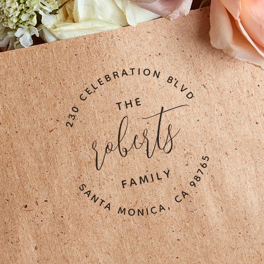 Familienname des Minimalistischen Round-Logos Gummistempel