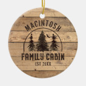 Familienname Kabine Rustikaler Wald Personalisiert Keramik Ornament (Vorne)