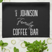 Familienname Kaffee Bar Schwarz/Weiß Geschirrtuch (Gefaltet)