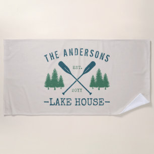 Familienname Lake House Rustikale Oars Pine Tree Strandtuch