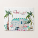 Familienname| Personalisierte Flamingo-Familie Puzzle<br><div class="desc">Personalisiertes Rätsel, dass die ganze Familie Liebe. Mit einer lustigen Wasserfarbenflamingo Familienszene mit Flecken, um Ihre eigenen Familiennamen hinzuzufügen. Wenn es um Zuhause Design geht, Liebe wir die Farbe, die Flamingos hinzufügen. Immer ein Treffer, egal welcher Empfänger. Laden Sie sich noch heute für dieses besondere Geschenk ein! Wir können Sie...</div>