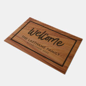 Familienname - Rustikale moderne Holzdrucke Fußmatte (Schrägansicht)