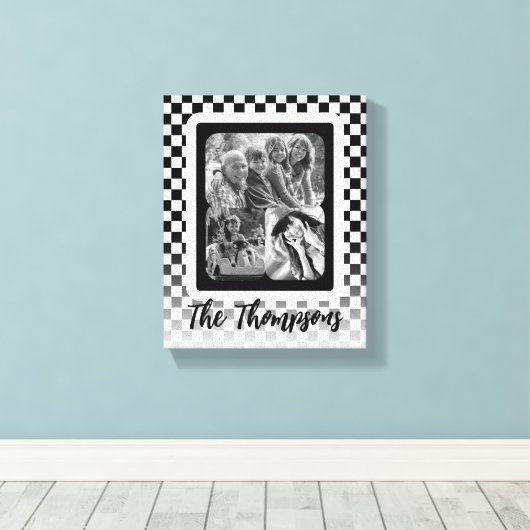 Familienname Schwarz/Weiß-FotoCollage Leinwanddruck (Insitu (Holzboden))