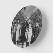 Familienspaziergang Runde Wanduhr (Winkel)