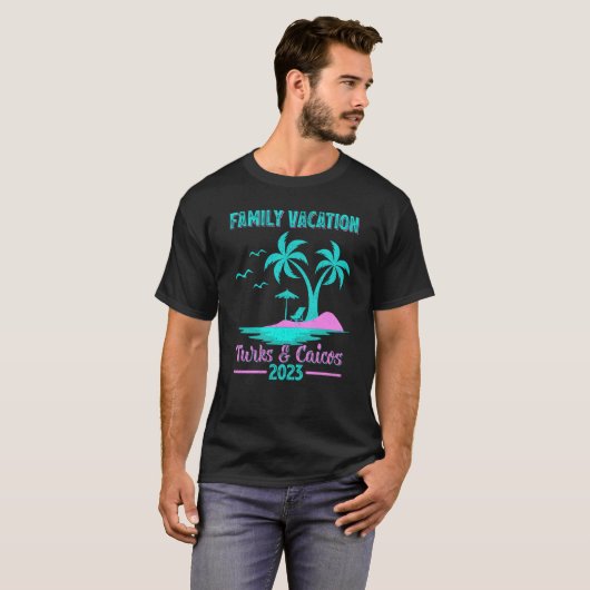 Familienurlaub 2023 Palmenbaumwerken & Caicos Stra T-Shirt (Vorne ganz)