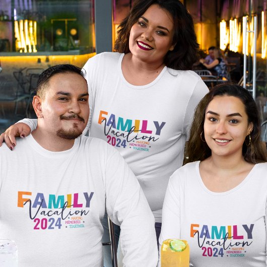 Familienurlaub 2024 Erinnerungen zusammenführen T-Shirt