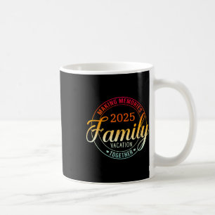 Familienurlaub 2025 Erinnerungen zusammenführen Kaffeetasse