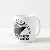 FAMILIENURLAUB. KAFFEETASSE (VorderseiteRechts)