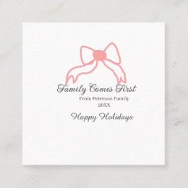 Family comes first red bow family name holidays quadratische visitenkarte