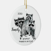 Family greatest treasure Fun Raccoon Quote Keramik Ornament (Rechts)
