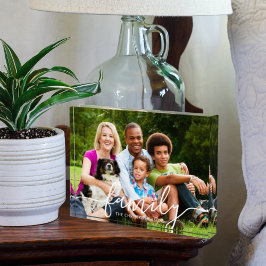 FAMILY Modern White Script Overlay Foto Name