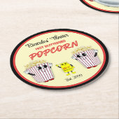 Family Movie Theater with Hot Buttered Popcorn  Runder Pappuntersetzer (Angewinkelt)