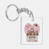 Family of Sloths with Envelope, Heart and Text Schlüsselanhänger (Vorderseite links)