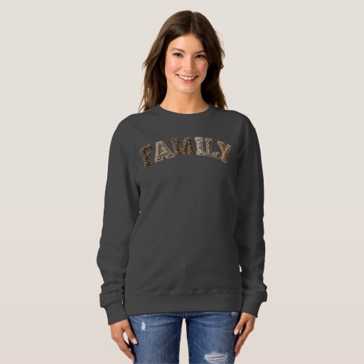 Family Patchwork Sweatshirt (Vorne ganz)