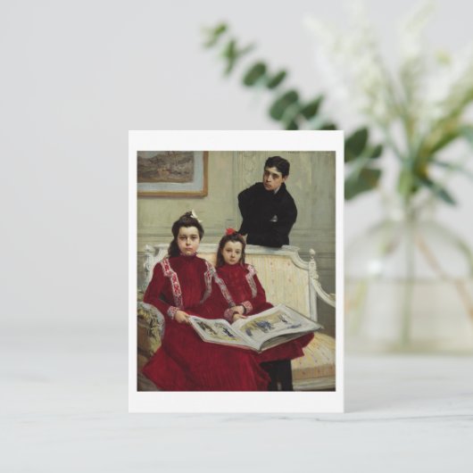 Family Portrait of a Boy and his Two Sisters, 1900 Postkarte (Stehend Vorderseite)