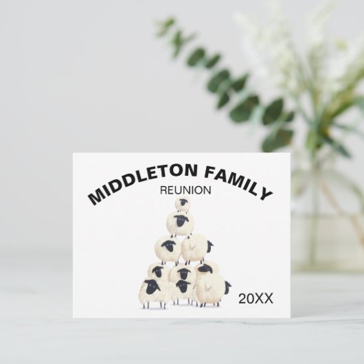 Family Wiedersehen Ansammlung Spaß Schwarze Einlad Postkarte (Stehend Vorderseite)