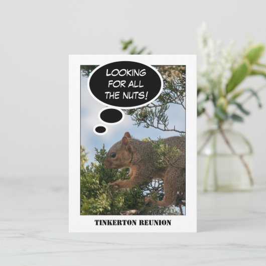 Family Wiedersehen Eichhörnchen auf der Suche nach Einladung (Stehend Vorderseite)