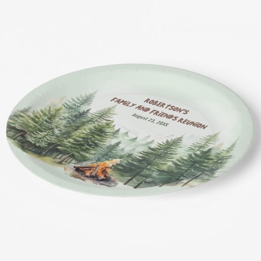 Family Wiedersehen Forest Campfire Green Pappteller (Schrägansicht)