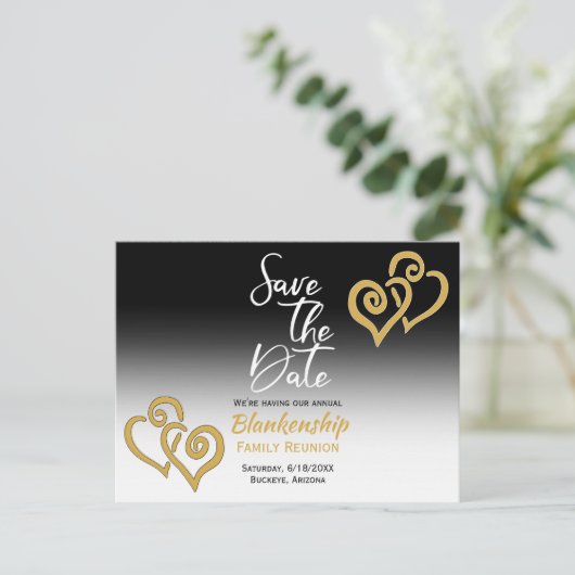 Family Wiedersehen Save the Date Golden Hearts Ankündigungspostkarte (Stehend Vorderseite)