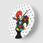 Famous Rooster of Barcelos Nr 09 - Polka Dots Runde Wanduhr (Winkel)