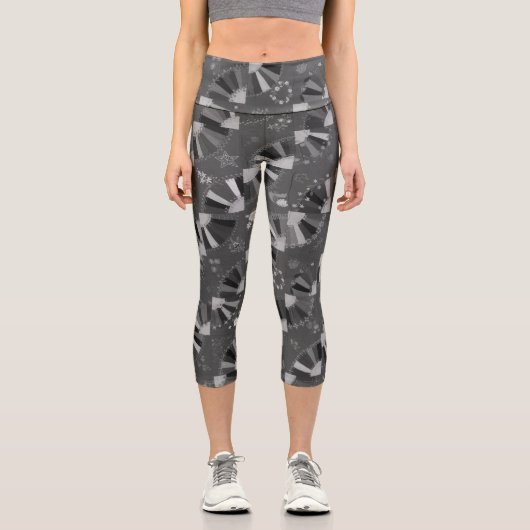 Fan-Wahnsinn Capri Leggings (Vorderseite)