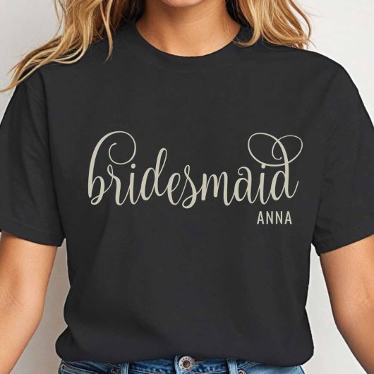 Fancy Off-White Schrift Brautjungfer Junggesellinn T-Shirt